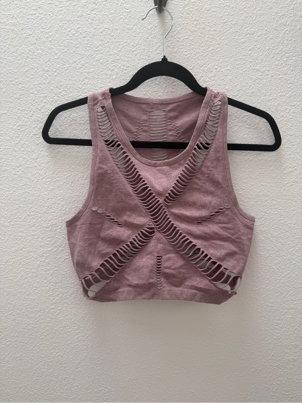 ALO Yoga Mauve Ribbed Cutout Crop Tank